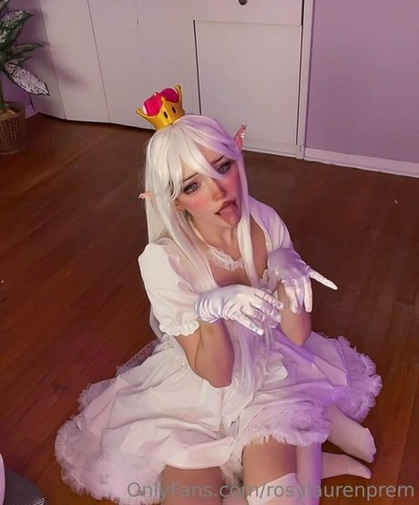 rosylaurenhours nude actress photos