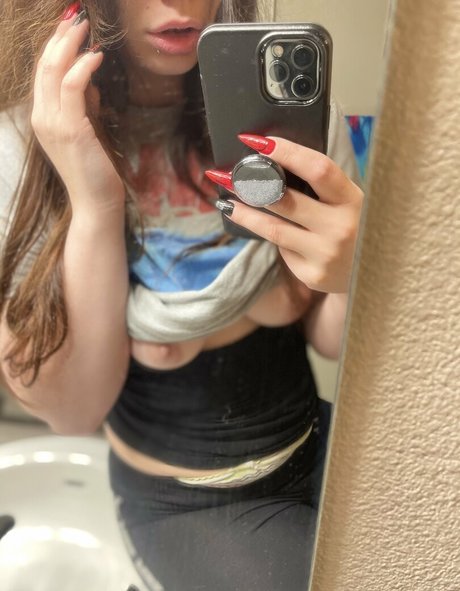 victorialunaarose hd pornstar pics