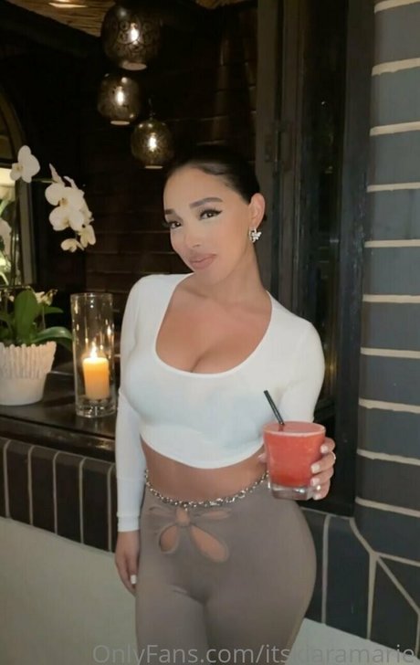 itskiaramarie star sexy photo