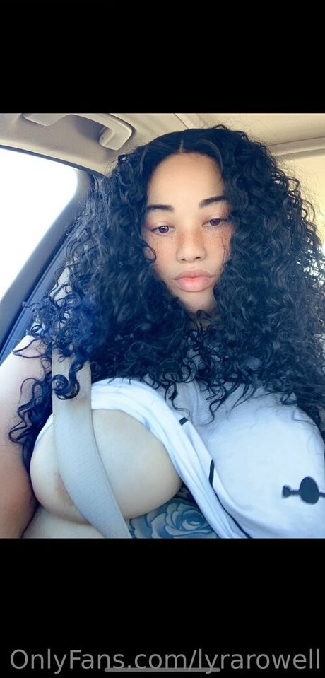 lyrarowell nice star image