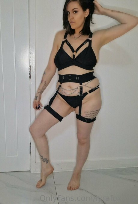 lyrafox free sex star pic