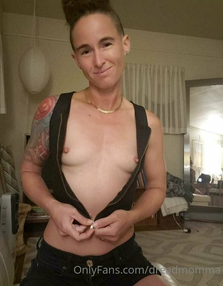 dreadmomma star nude pic