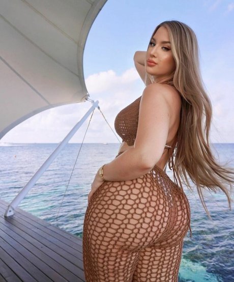 Ariella Eder erotic model pictures