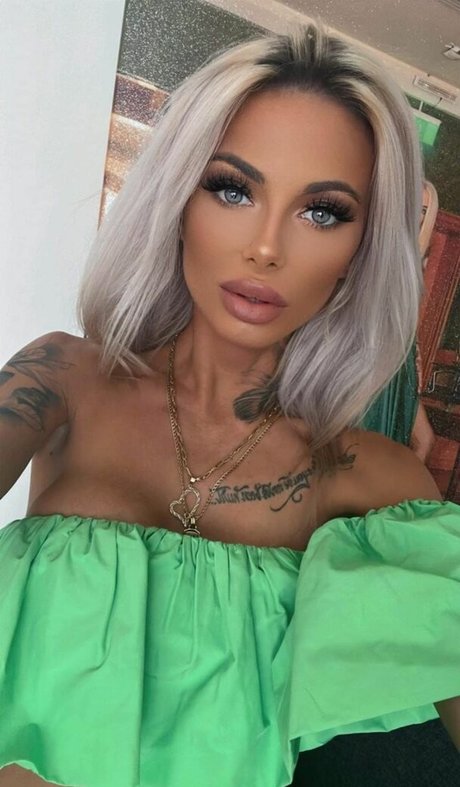 deeadivina adult star pictures