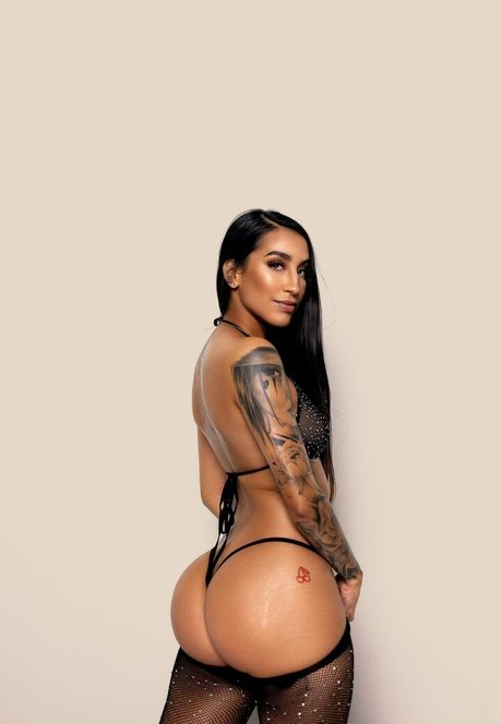 yurbae model pornographic galleries