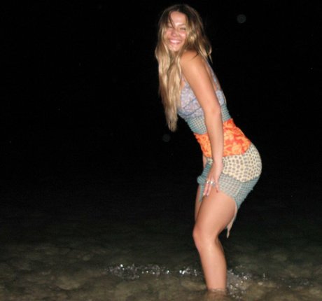 Madelyn Cline hot model galleries