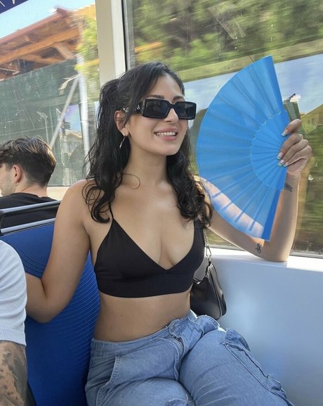 Suecuk pornstar sexy photos