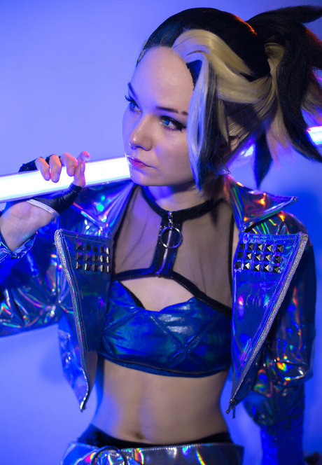 Penkarui perfect actress archive