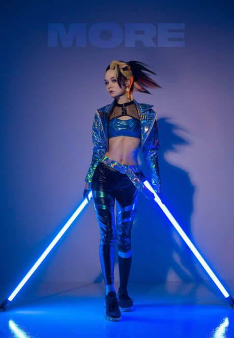 Penkarui naked model photos