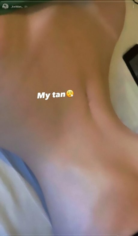 Halola star hot photo