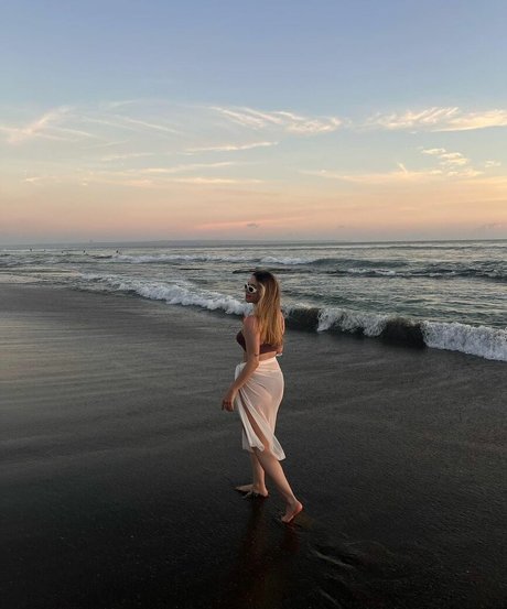 miafitz pornstar nudes pics