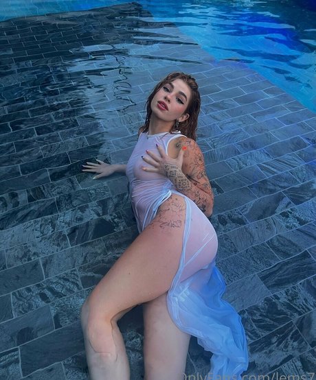 Emily Oram perfect star archive