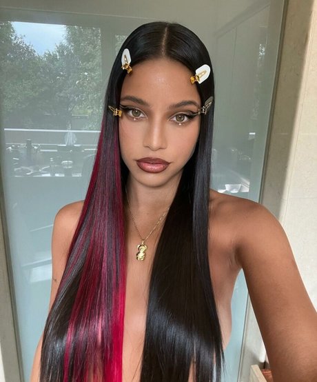 Emilia Mernes pornstar nude pics