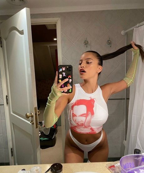 Emilia Mernes exclusive actress photos