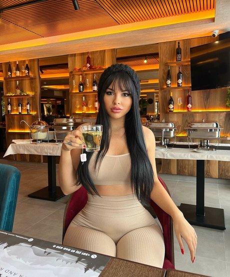 _colovic jana_ naked pornstar pics