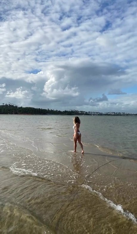 Leticia Spiller naked actress archive