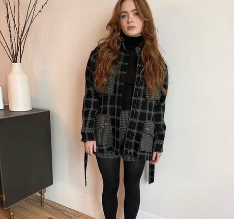 Sadie Sink star nudes pictures