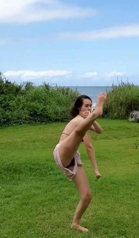 Julia K Barni pornstar top image