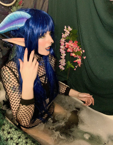 angeloftroy star sexy pic