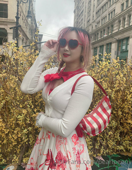 pearlpeony hot pornstar pictures