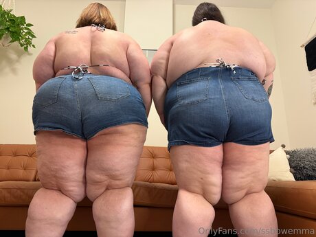 ssbbwemma erotic model photo