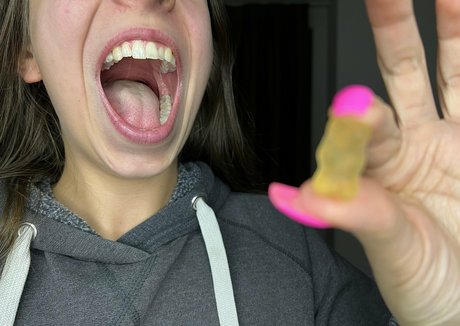 giuliasmouth xxx model pic