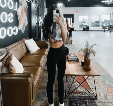 Alyssa Litanski erotic pornstar photos