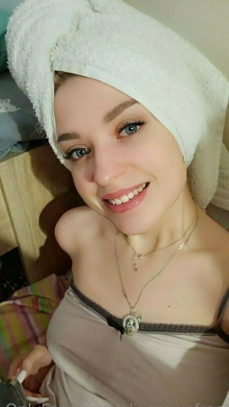 aliyarowefree pornstar high quality image