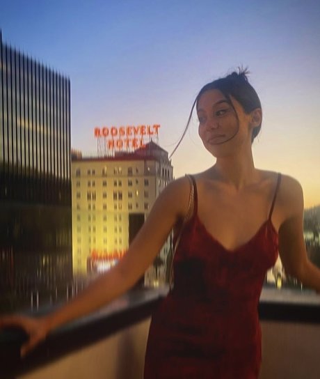 Kira Kosarin beautiful actress pictures