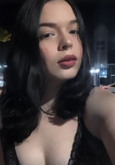 Miaumiauloira free actress archive