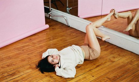 Ariel Winter beautiful pornstar galleries