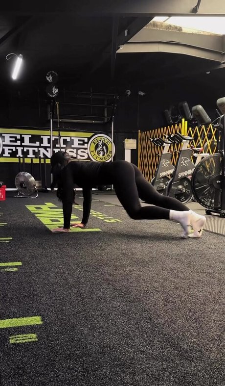 Leah Shutkever beautiful pornstar picture