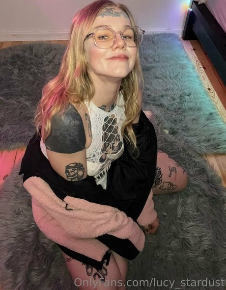 lucy stardust pretty actress image