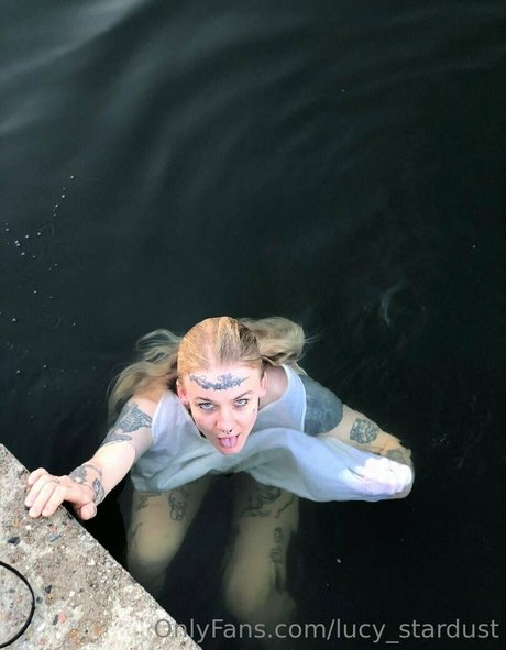 lucy stardust pretty actress gallery