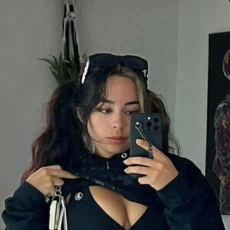 vindylou pornstar hd img