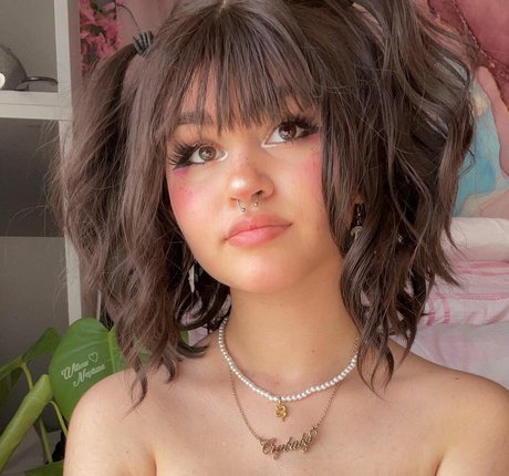 willowsdreaming nude actress pics