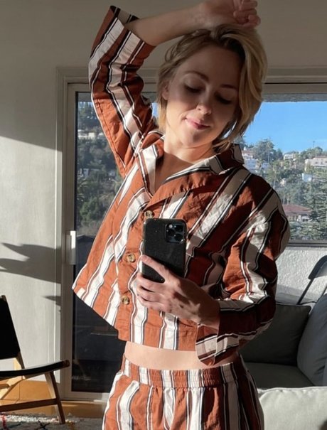 AnnaSophia Robb pornstar xxx gallery