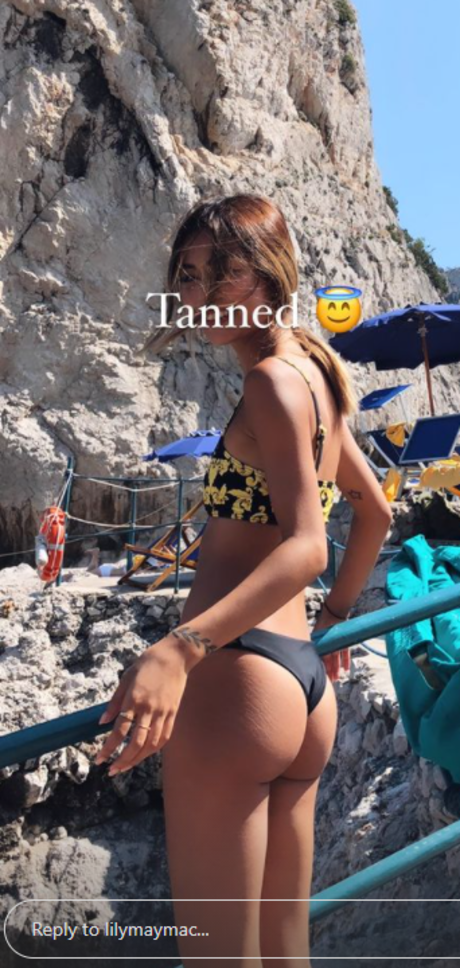 LilyMayMac model nice images