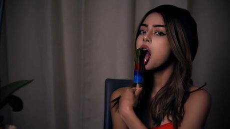 LilyMayMac model xxx gallery