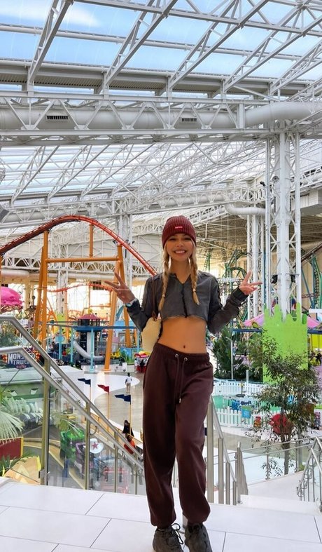 LilyMayMac Profile pic