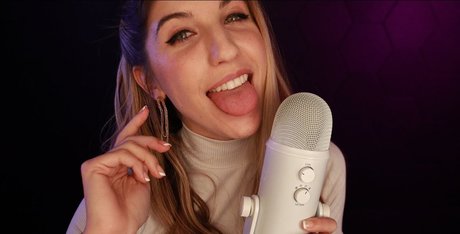 threesome onlyfans nice image