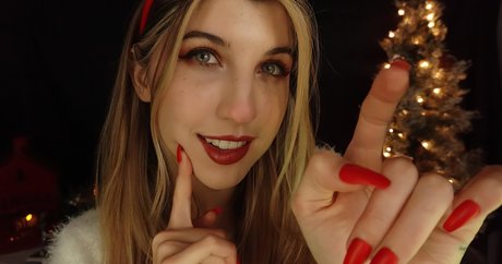 FrivolousFox ASMR star perfect picture