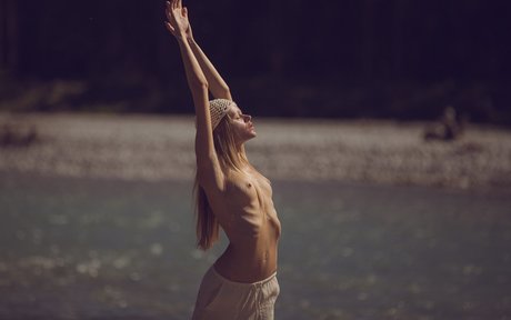 Yana Wex model pretty archive