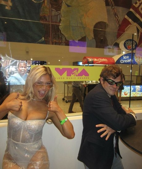 Audrey Trullinger art actress picture