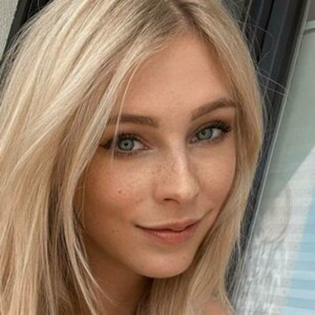 Milschbaum xxx model pictures