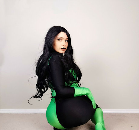 Cellutron erotic actress gallery