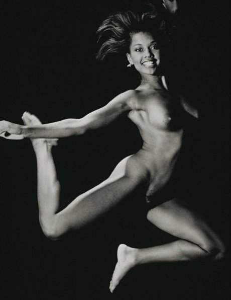 Vanessa L Williams adult actress pictures