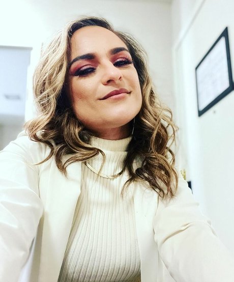 Thunder Rosa nice star photos