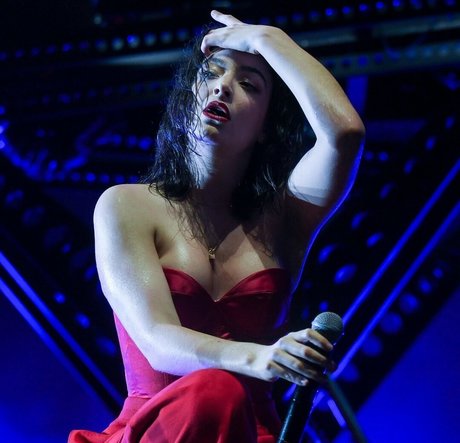 Lorde exclusive actress pic