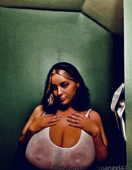 Myah Ramsey star perfect pics